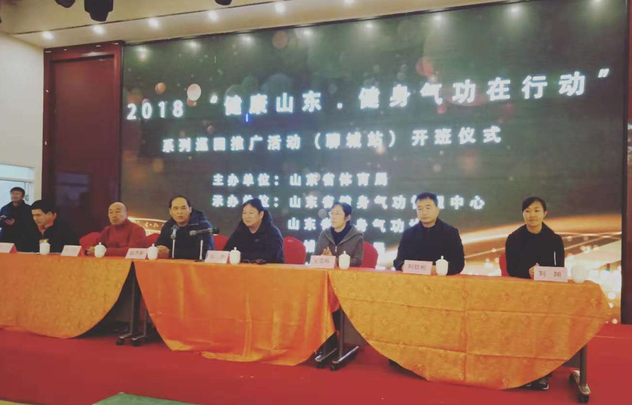 濟(jì)南德瑪電氣有限公司|耐高溫滑觸線的設(shè)計(jì)理念